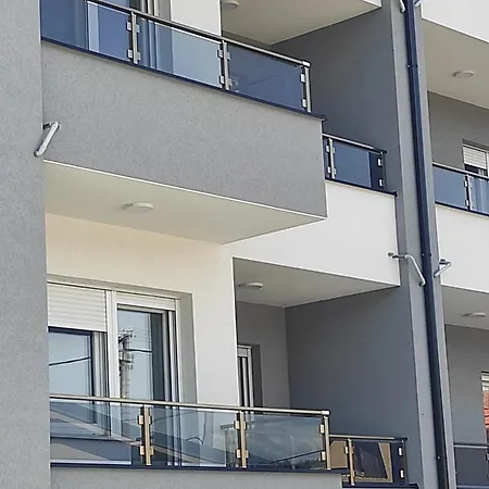 Cera Exclusive Apartment *