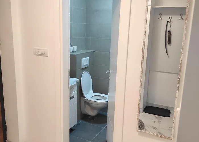 Cera Exclusive Lejlighed